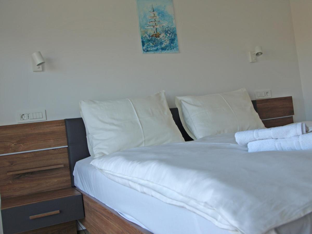 Villa Papalina 3 Barbat na Rabu Ngoại thất bức ảnh